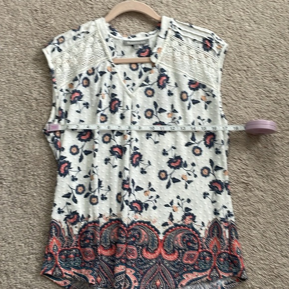 Women’s pattern, sleeves top. - Picture 7 of 8